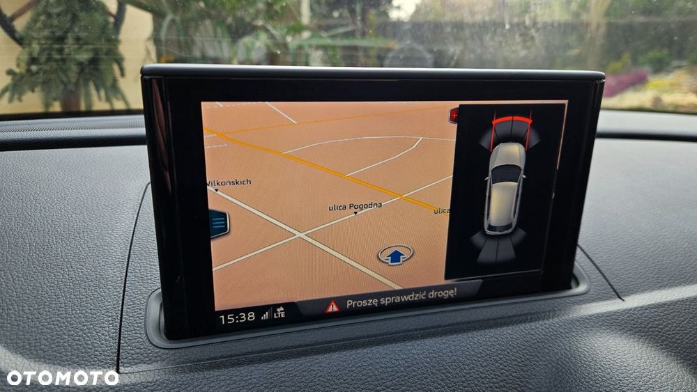 Audi A3 Sportback 1.4 TFSI CoD ultra Attraction - 32