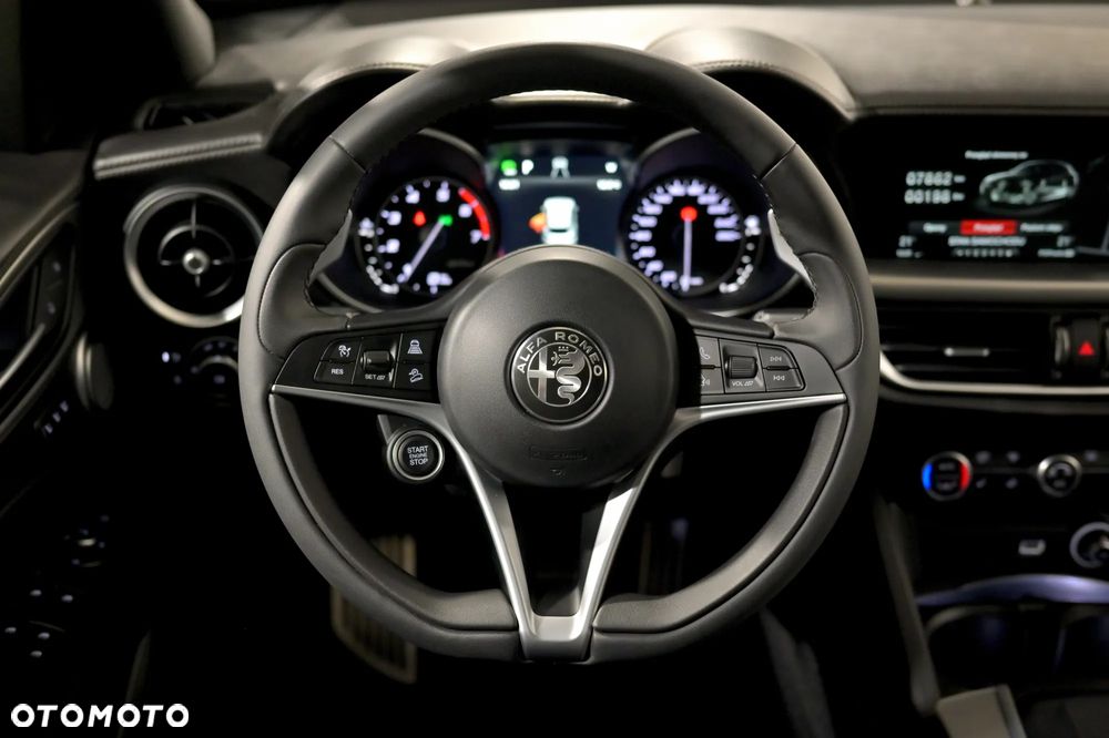Alfa Romeo Stelvio 2.0 Turbo TI Q4 - 22