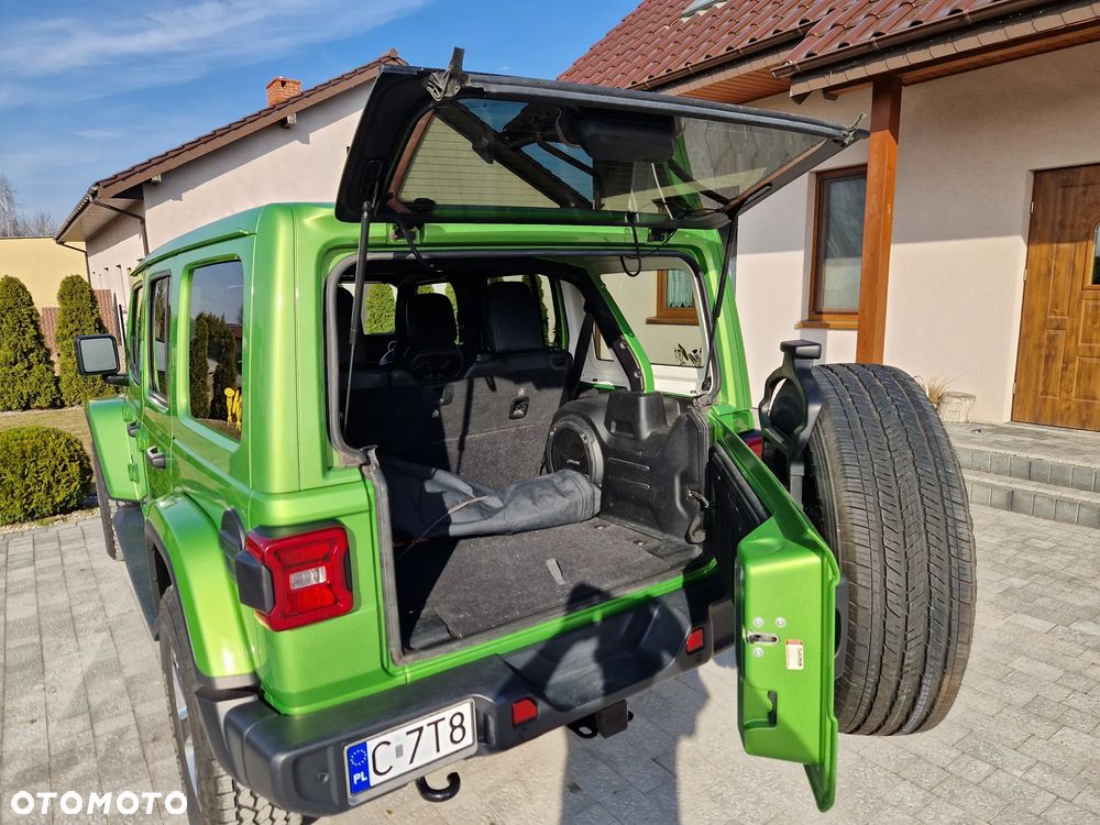 Jeep Wrangler 3.6 Unlim Sahara - 19