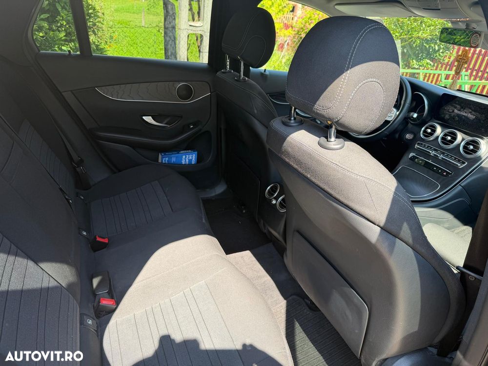 Mercedes-Benz GLC 220 d 4MATIC 9G-TRONIC - 7