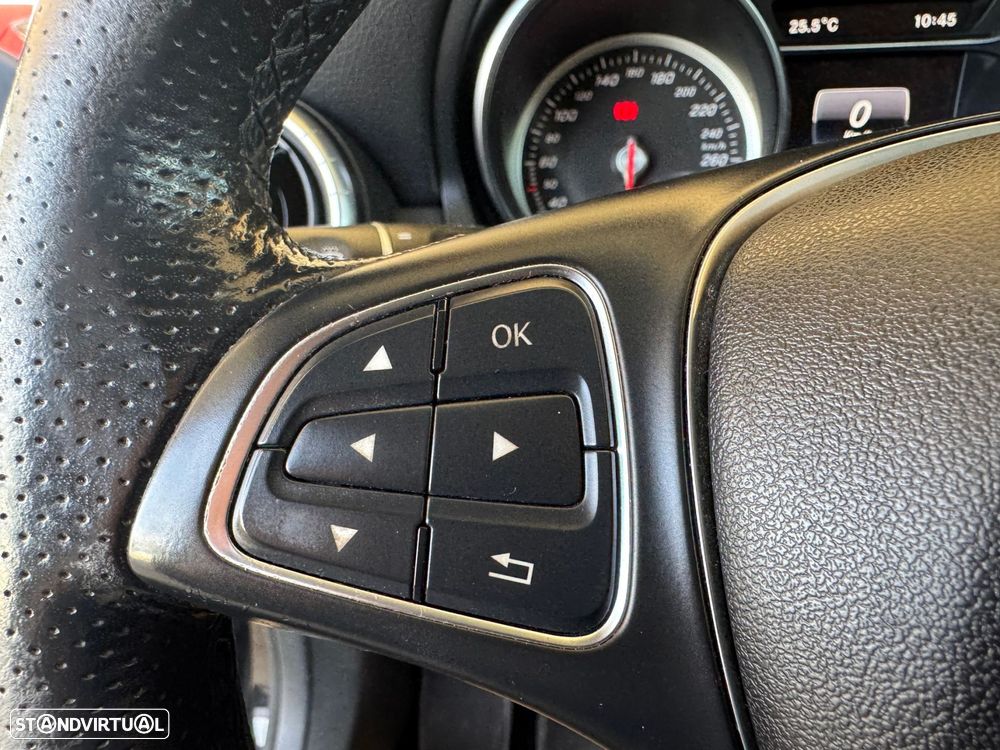 Mercedes-Benz CLA 180 - 14