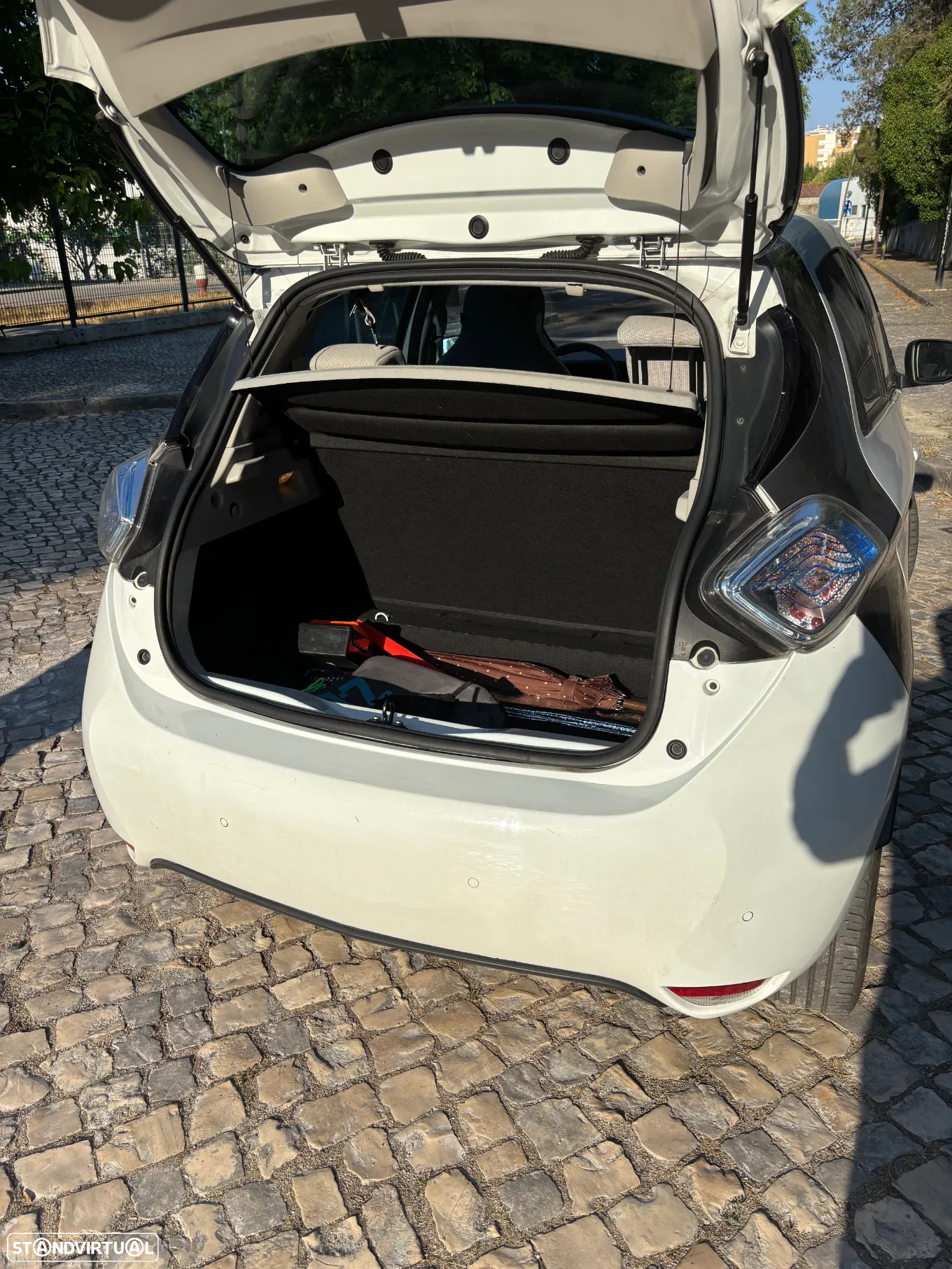 Renault Zoe (s/ Bateria) 22 kwh Life - 12