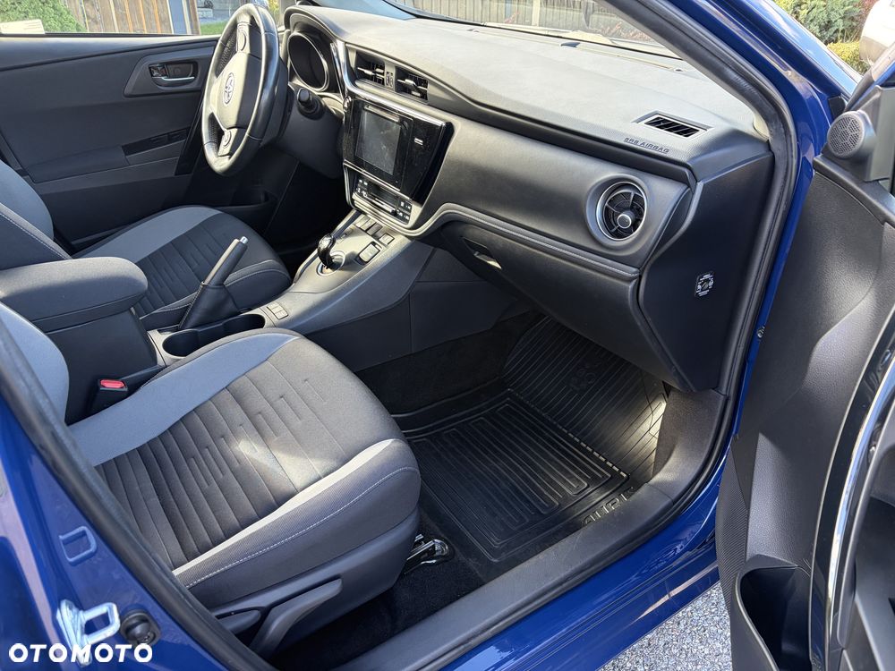 Toyota Auris - 6