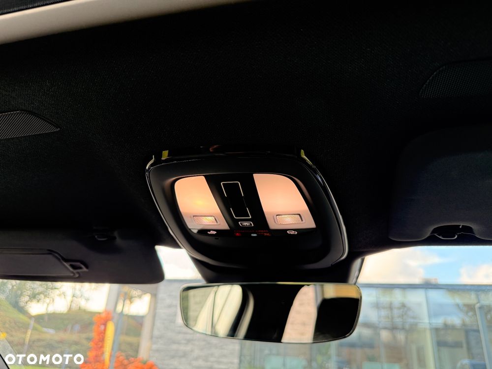 Volvo XC 40 B5 B AWD Ultimate Dark - 31