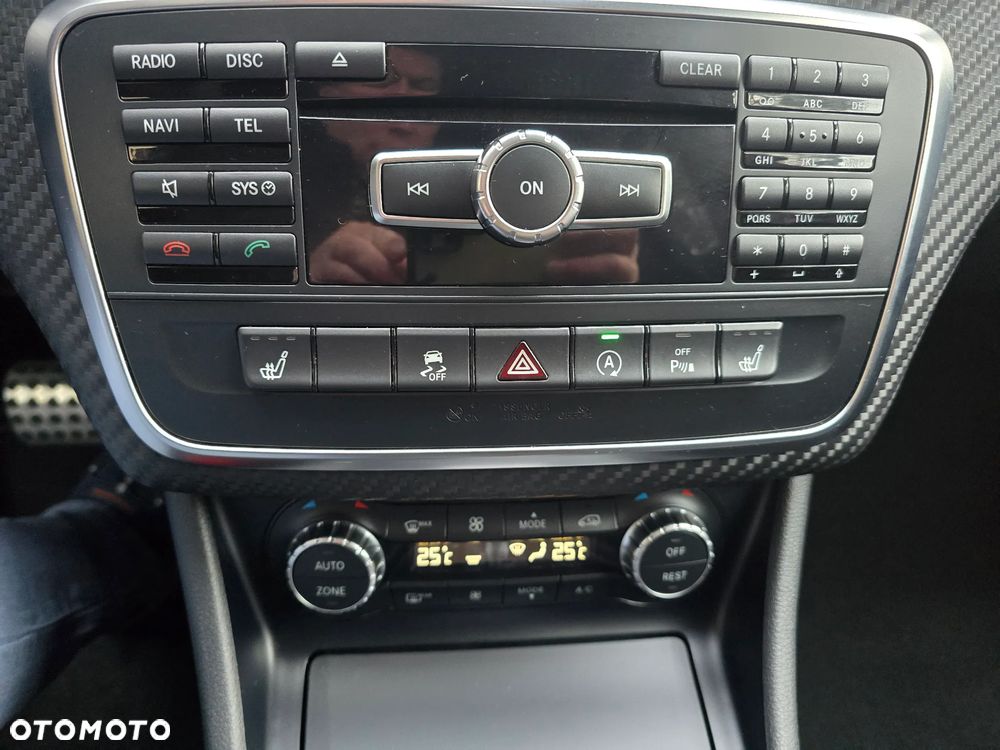 Mercedes-Benz Klasa A 45 AMG 4Matic AMG Speedshift 7G-DCT Edition 1 - 24