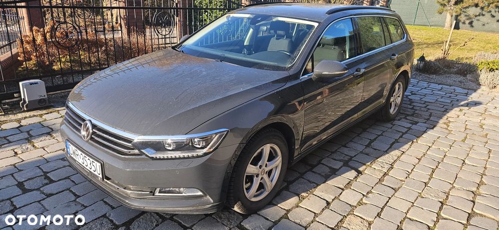Volkswagen Passat 1.5 TSI EVO Comfortline - 2