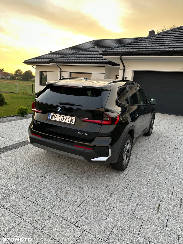 BMW X1 sDrive20i xLine - 4