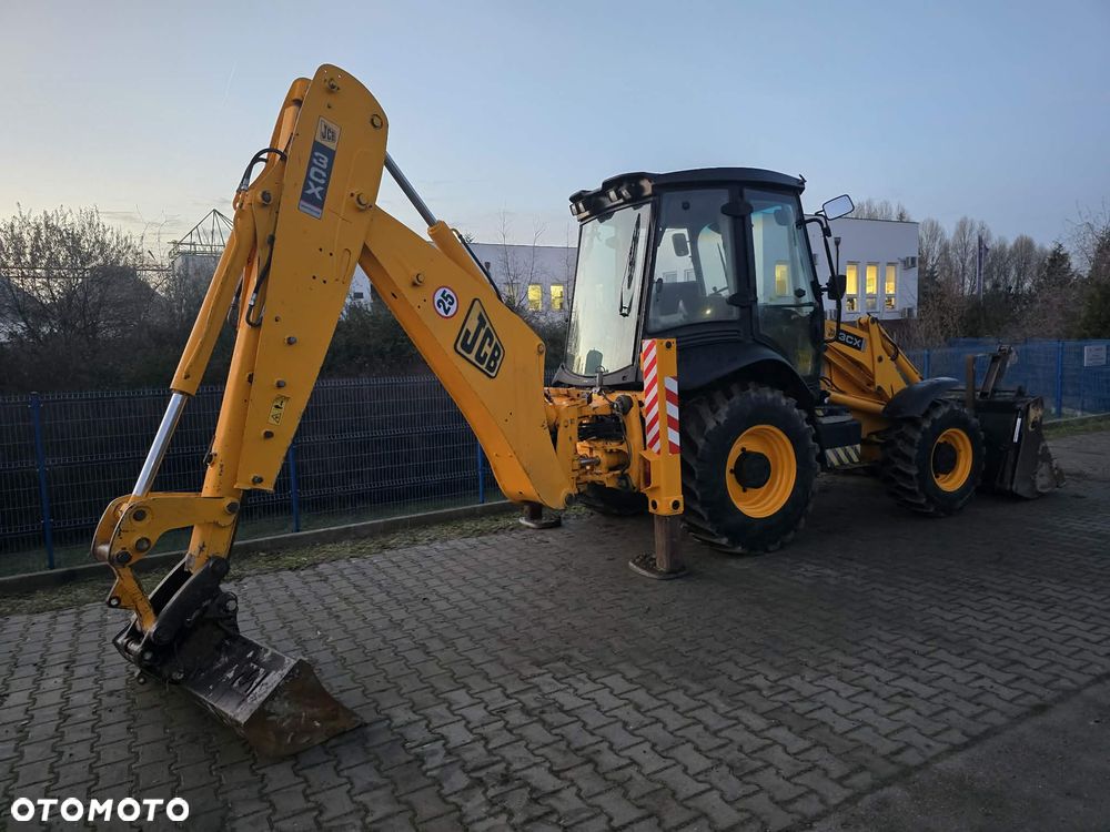 JCB 3CX CONTRACTOR OD NOWOŚCI U NAS SALON POLSKA - 3