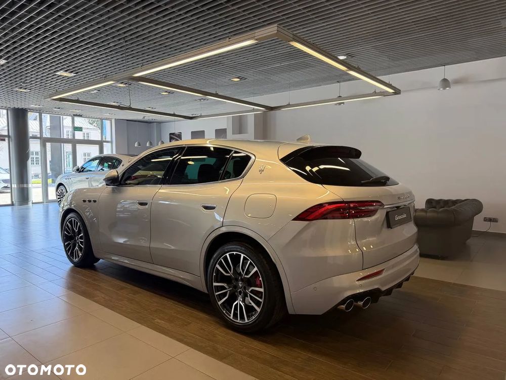 Maserati Grecale mHEV GT - 7