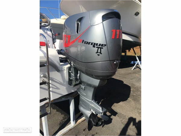 Motor fora de borda