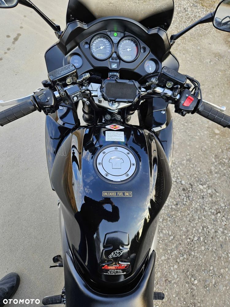 Honda CBF - 26