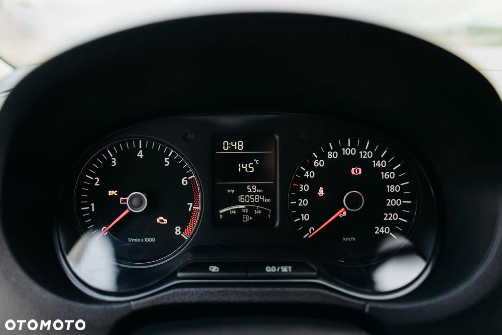 Volkswagen Polo - 17