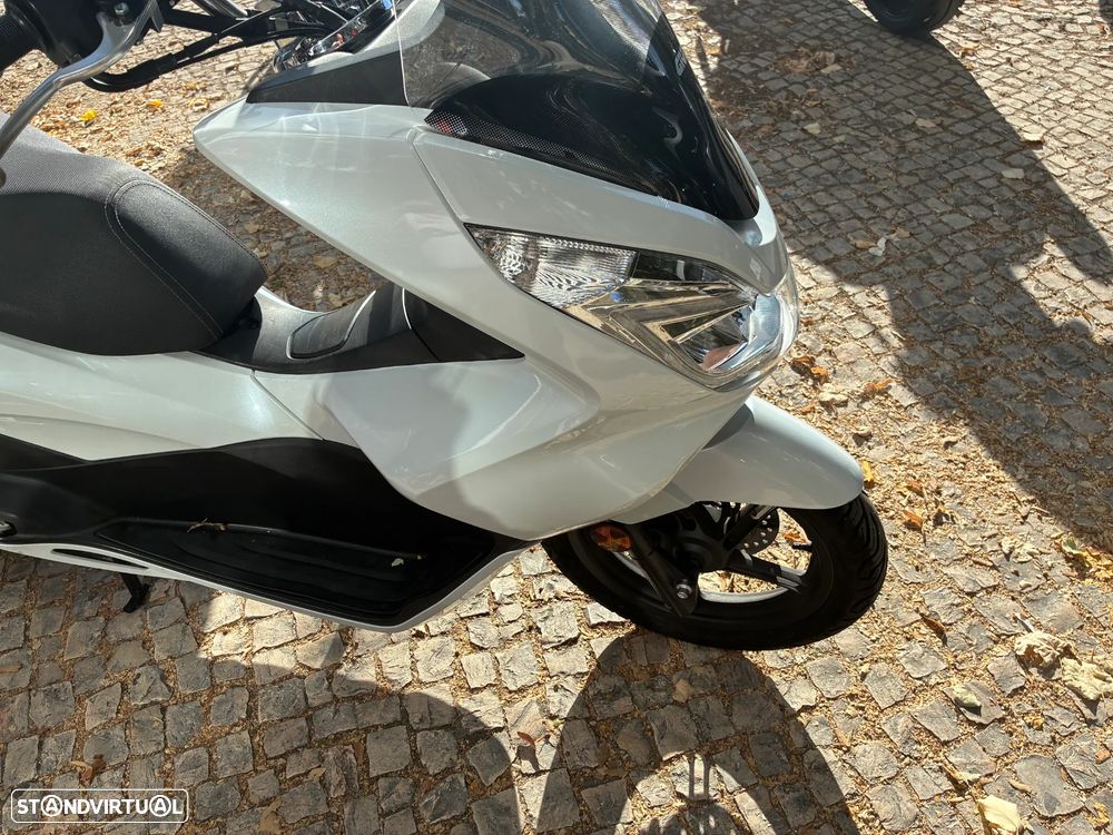 Honda PCX125 - 5