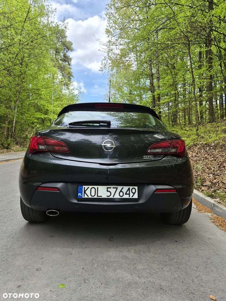 Opel Astra 1.4 Turbo - 4