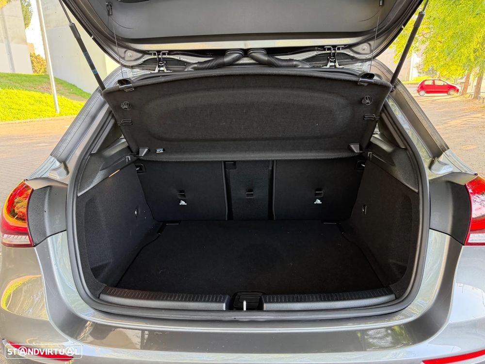 Mercedes-Benz A 180 d Progressive Aut. - 10