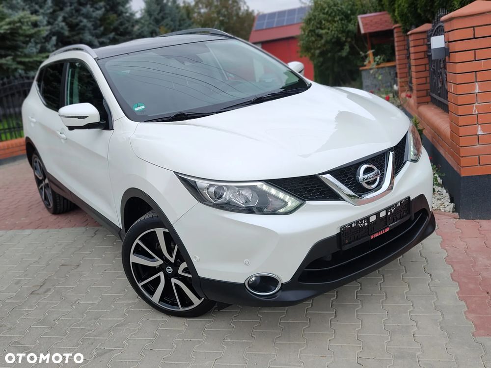 Nissan Qashqai 1.6 DIG-T TEKNA+ - 1