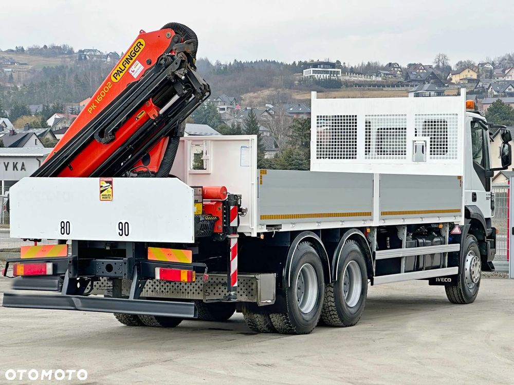 Iveco TRAKKER 360 * SKRZYNIA 6,80 m + PK 16002 B + PILOT / 6x4 - 5