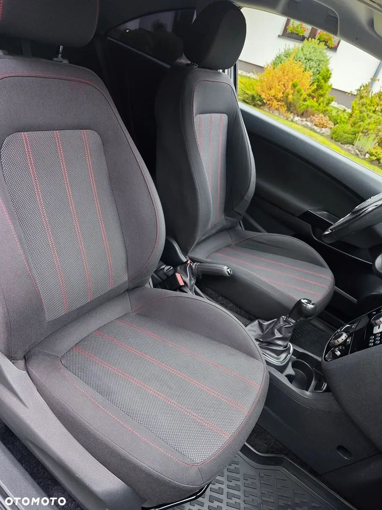 Opel Corsa 1.6 Turbo GSi - 18