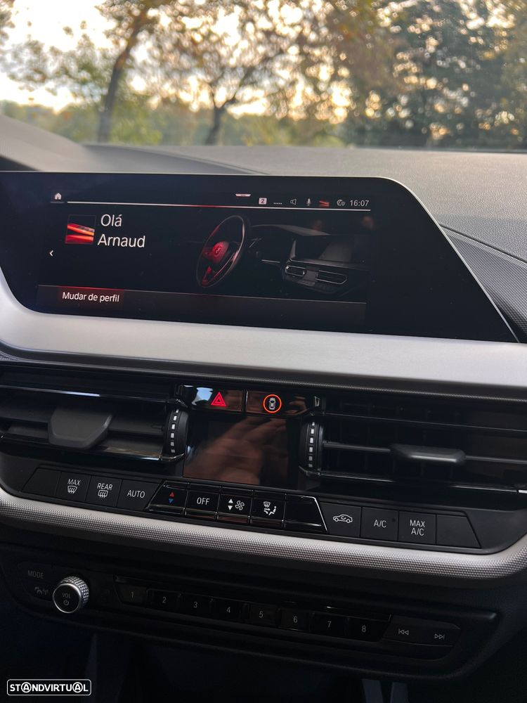 BMW 116 d EfficientDynamics - 8