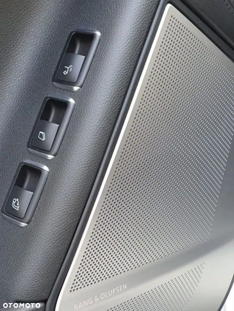 Mercedes-Benz GLS - 19