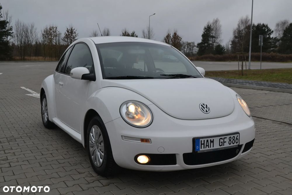 Volkswagen New Beetle - 26