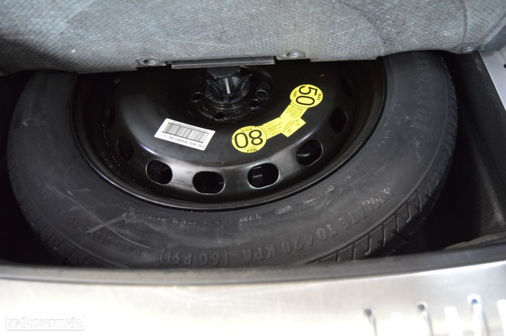 Land Rover Range Rover Velar 3.0 D R-Dynamic HSE - 26