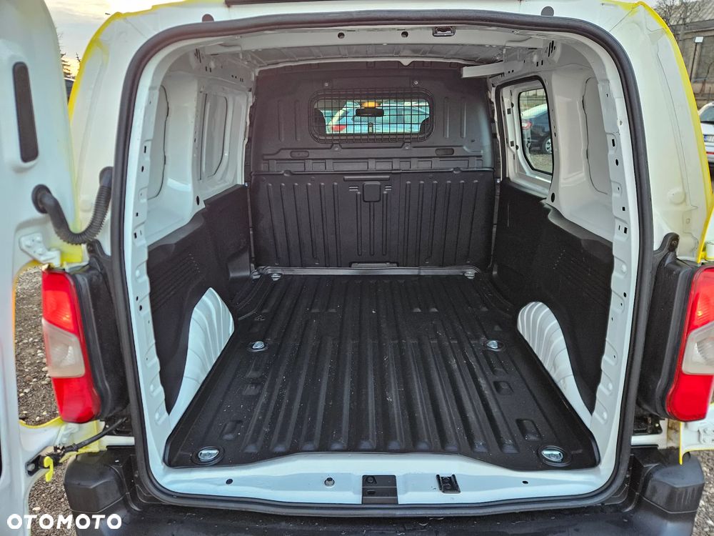 Peugeot PARTNER - 13