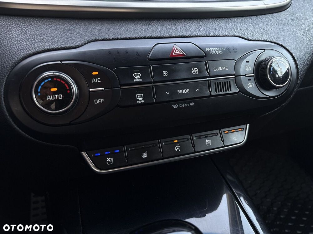 Kia Sorento 2.0 CRDI XL - 22