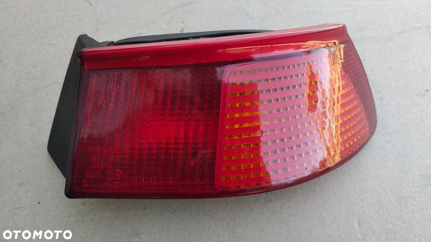 Alfa Romeo 145 lampa tylna prawa.Wkład.100. - 1