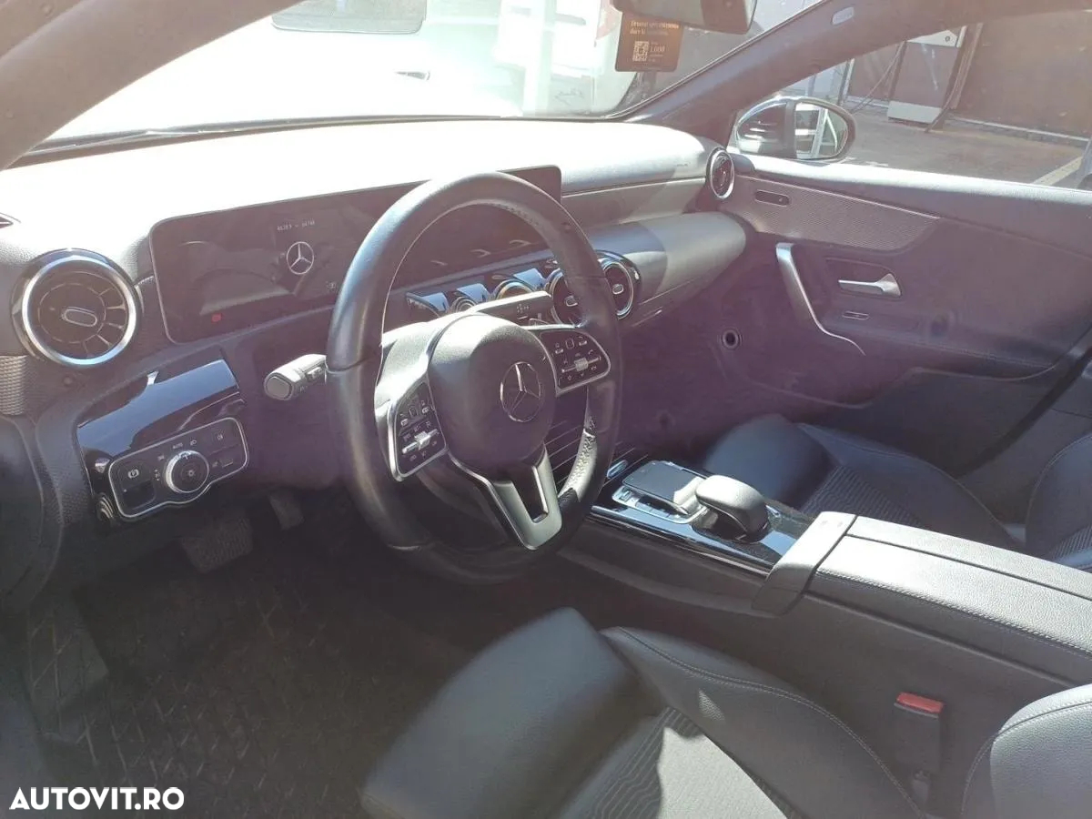 Mercedes-Benz A 180 d Aut. - 9