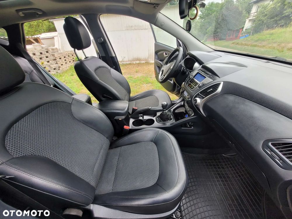 Hyundai ix35 1.7 CRDi Premium 2WD - 15