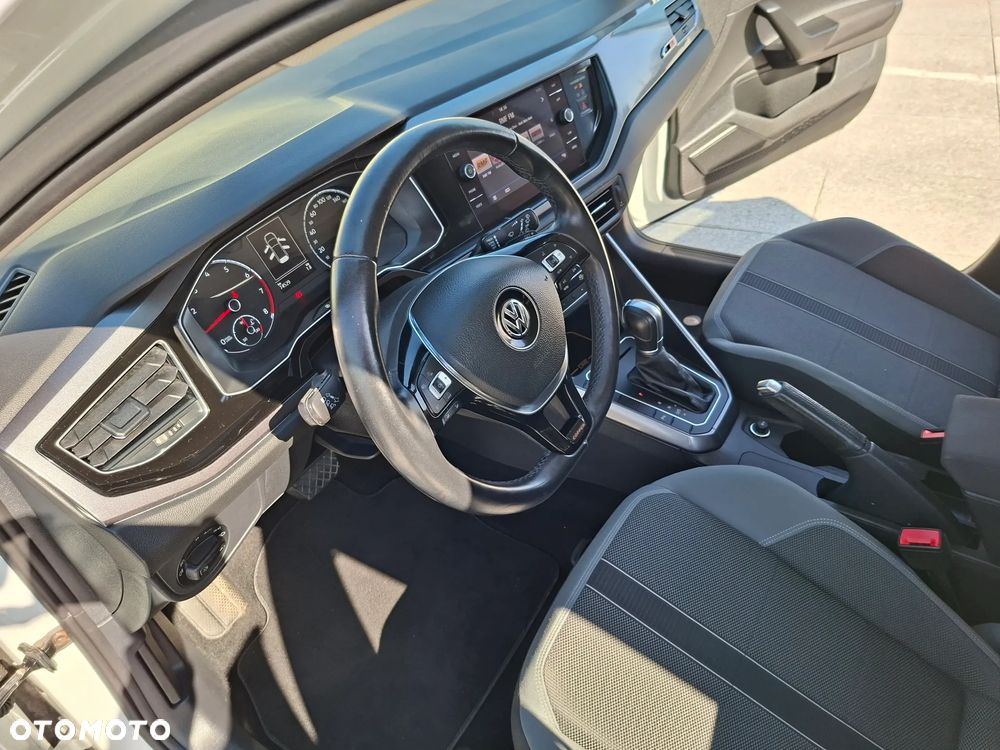 Volkswagen Polo 1.0 TSI DSG Highline - 16