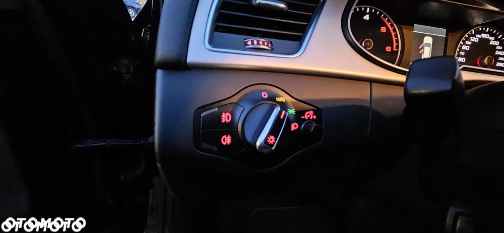 Audi A4 Avant - 22