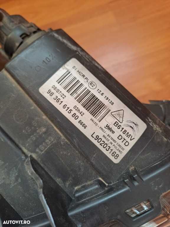 Far dreapta Citroen C3 Full Led an 2020-2022 original cod 9836161580 - 4