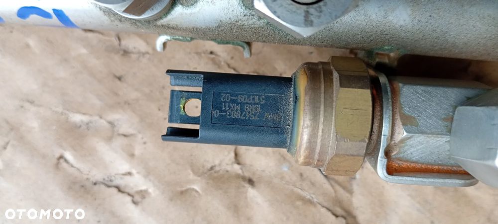 Listwa wtryskowa wtryski BMW I E87 2.0i 7592426 7537319 - 7