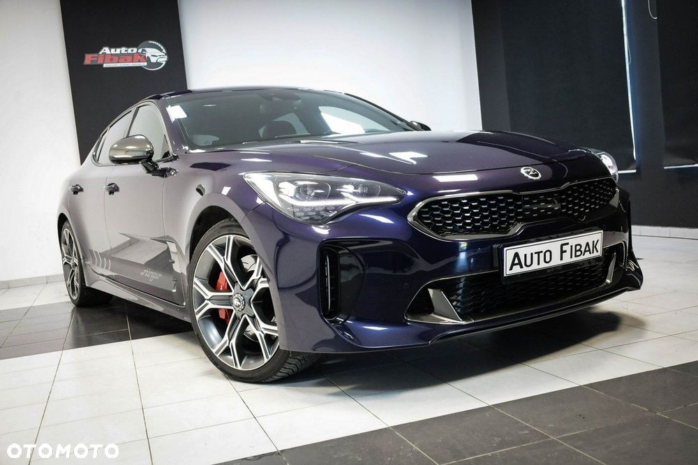 Kia Stinger - 2