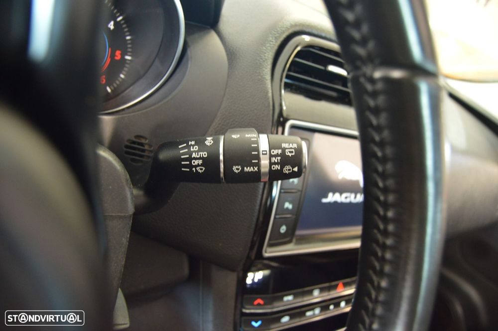 Jaguar F-Pace 20d Aut. Prestige - 36