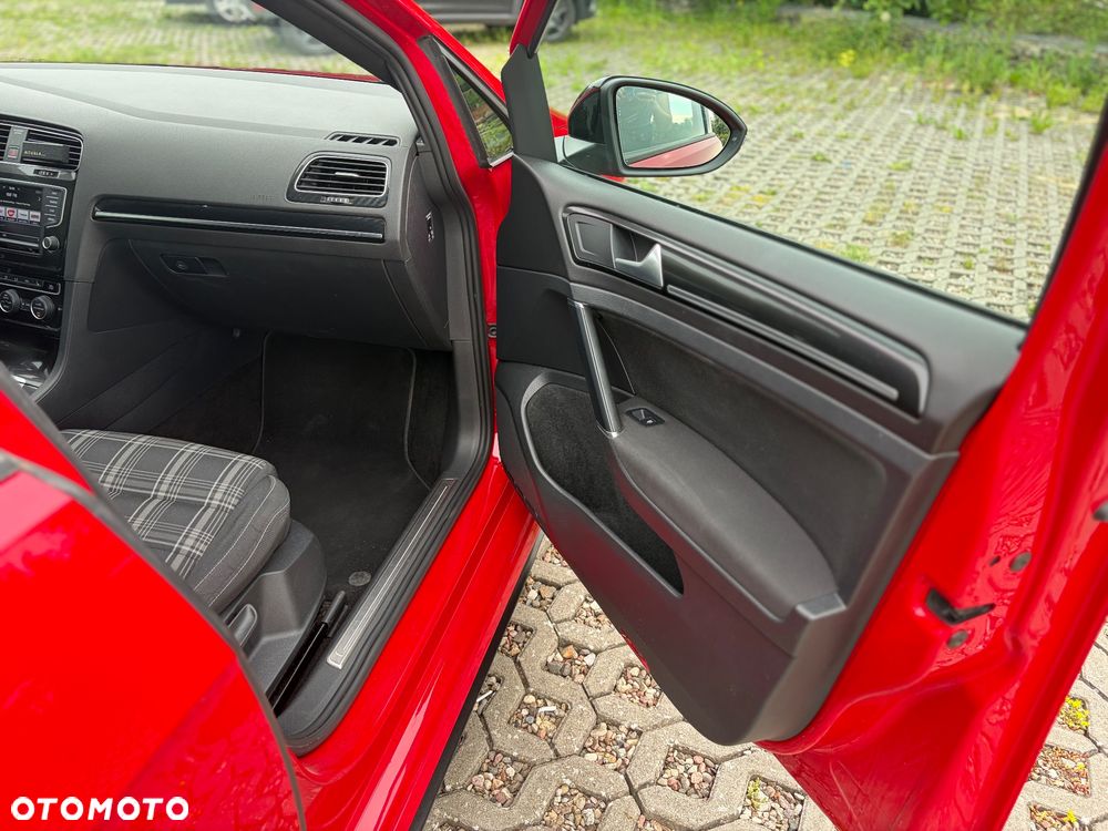 Volkswagen Golf 2.0 TDI BMT GTD DSG - 11