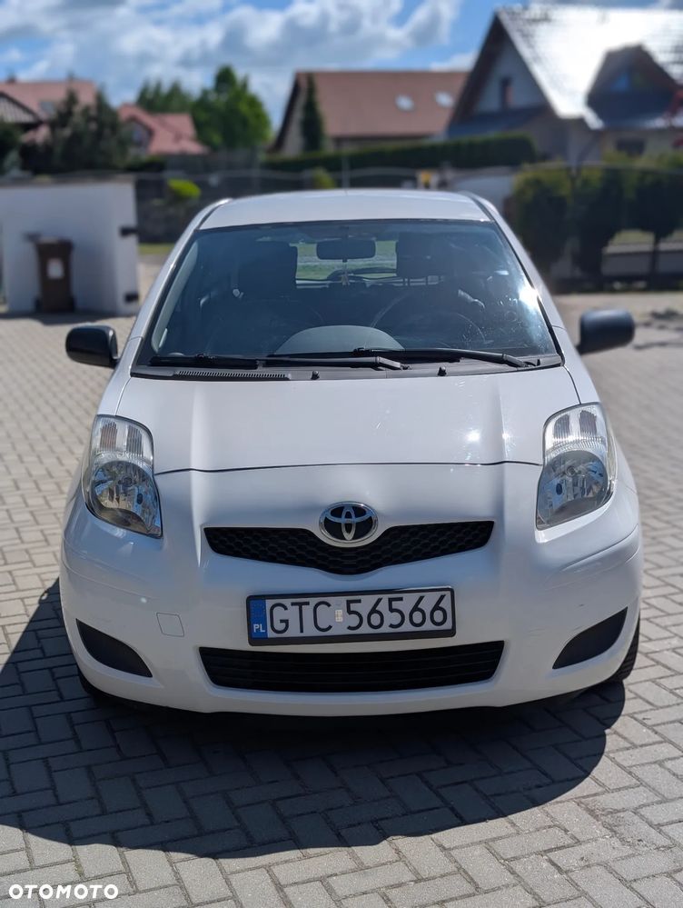 Toyota Yaris - 8