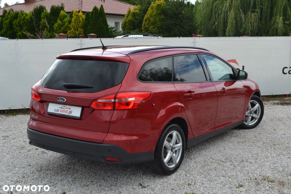 Ford Focus 1.6 TDCi DPF Titanium - 12