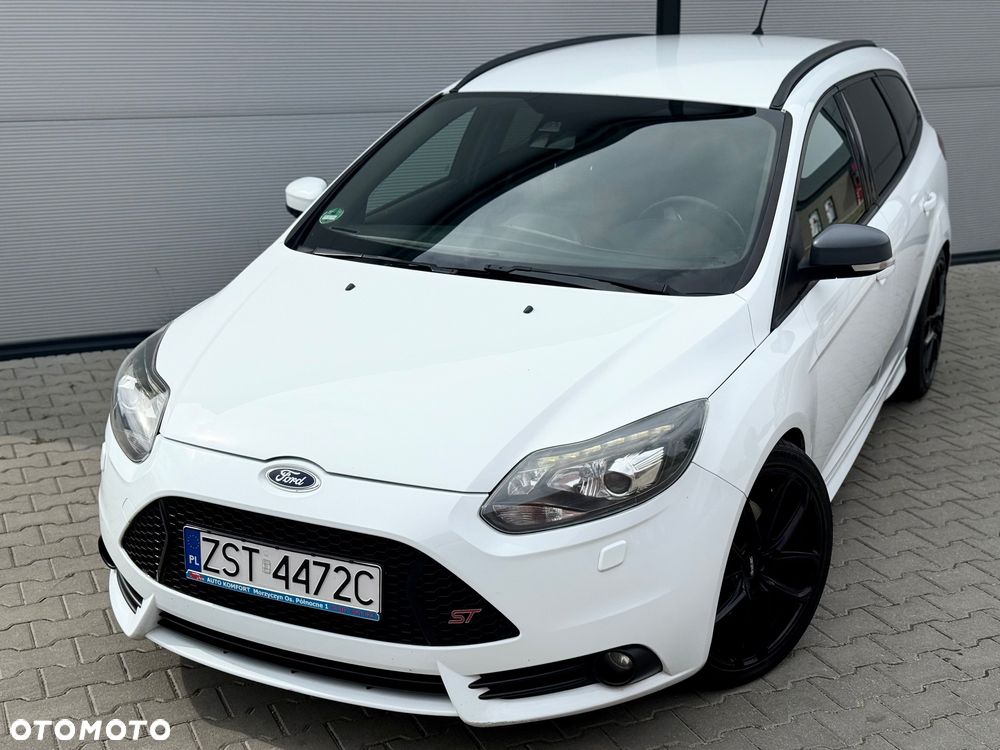 Ford Focus 2.0 EcoBoost ST mit Leder-Sport-Paket - 5