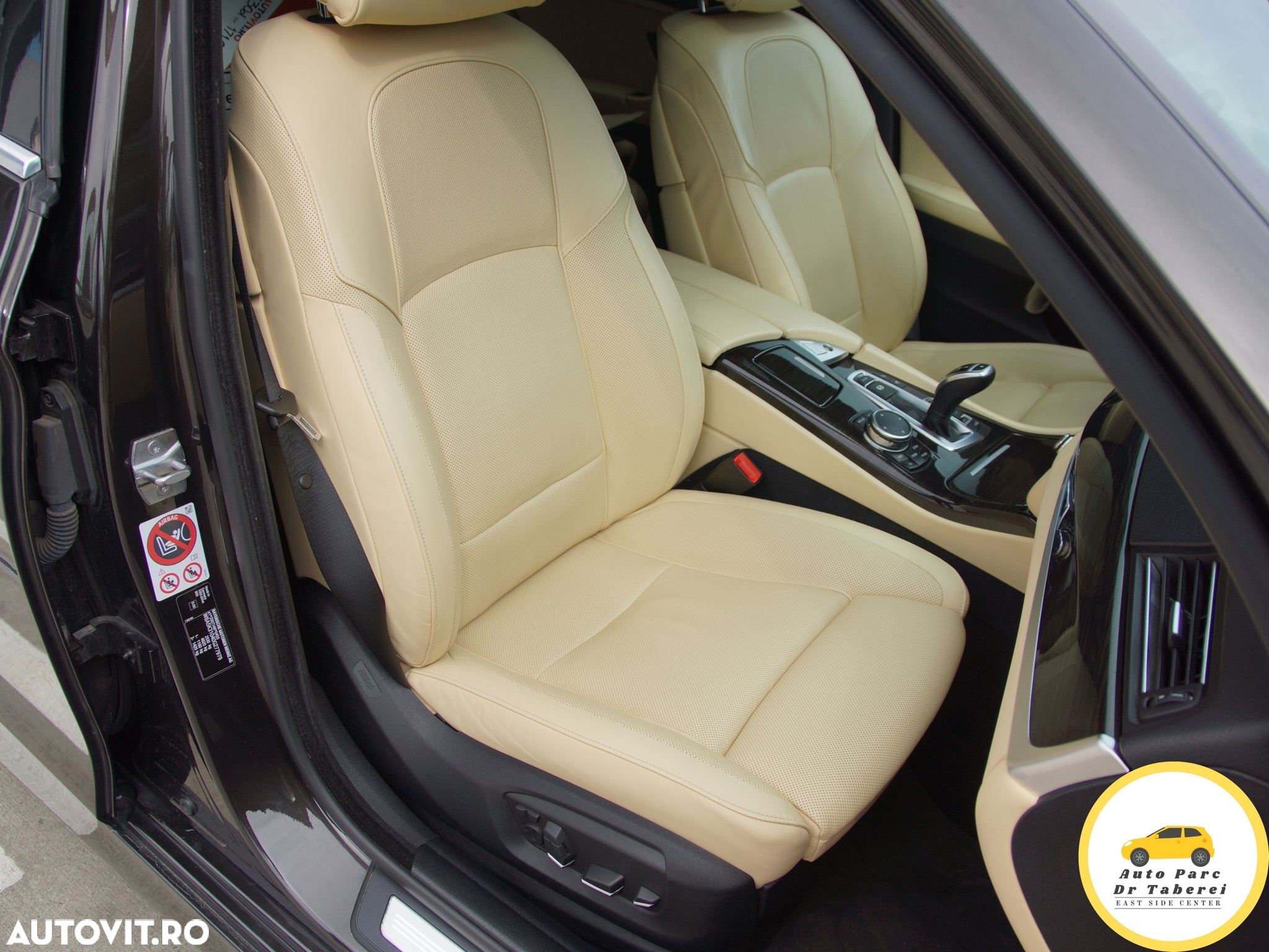 BMW Seria 5 530d xDrive Sport-Aut. Luxury Line - 24