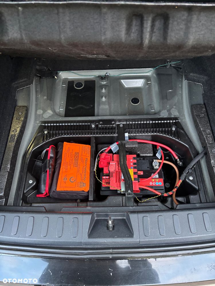 BMW X1 sDrive18i - 32