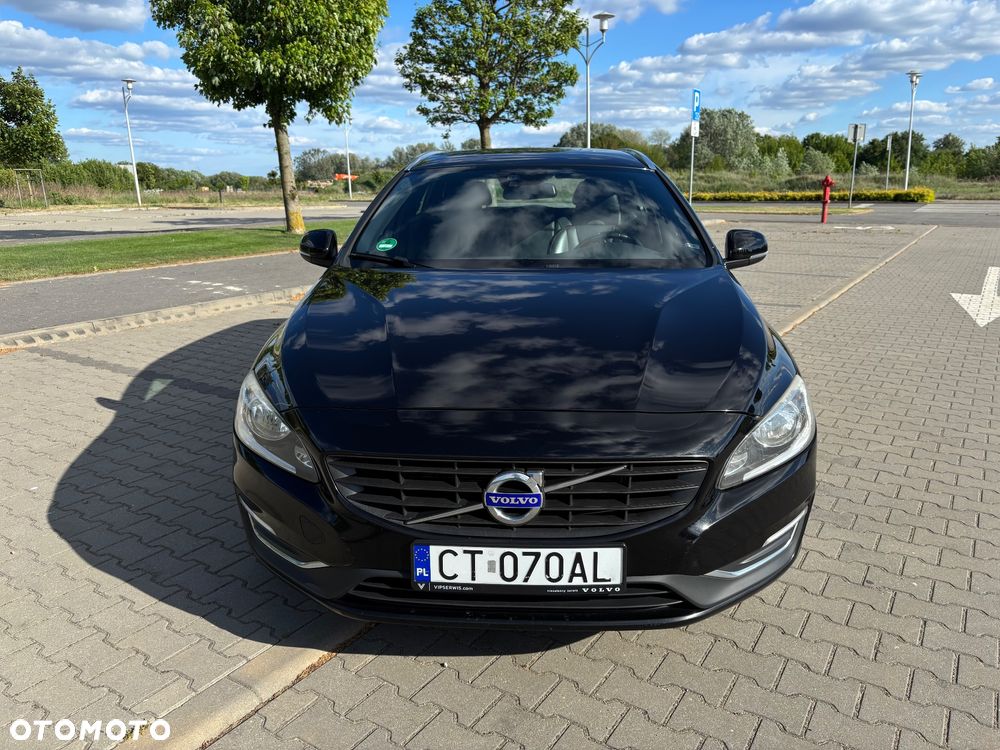 Volvo V60 ver-d3-drive--e-ocean-race - 4