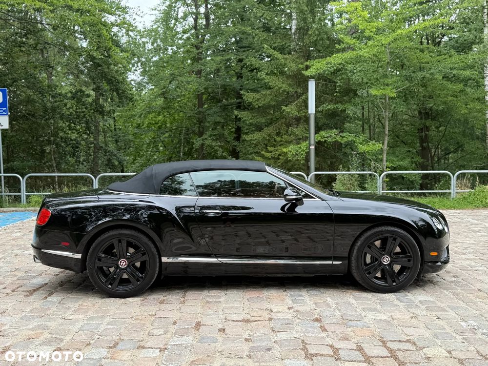 Bentley Continental GT V8 Convertible - 4