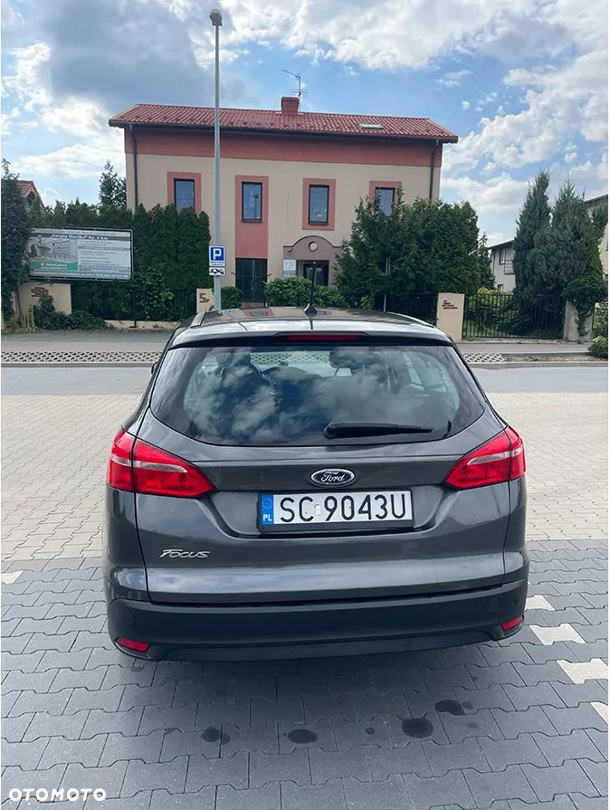 Ford Focus 1.6 Trend - 3