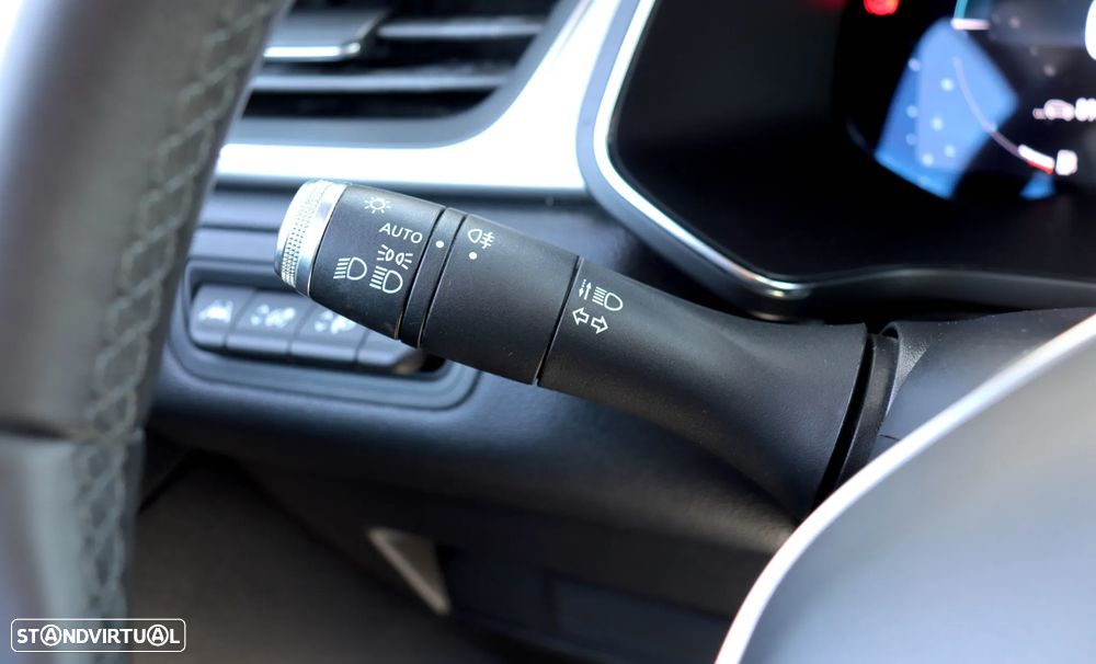 Renault Captur 1.6 E-Tech Plug-In Intens - 27