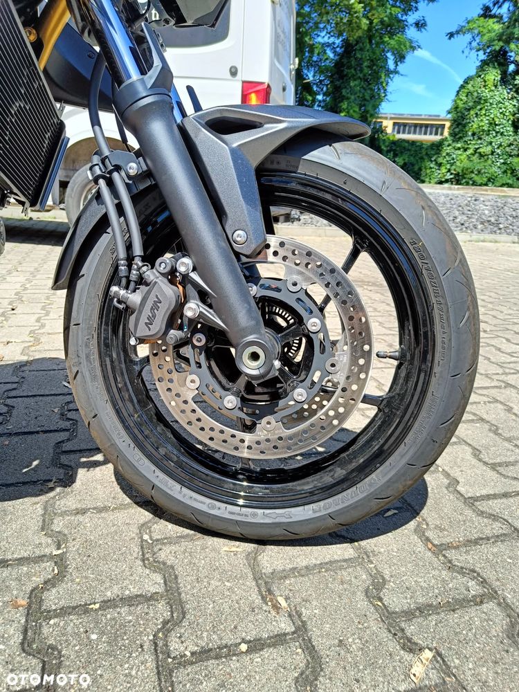 Kawasaki Z 650 - 12
