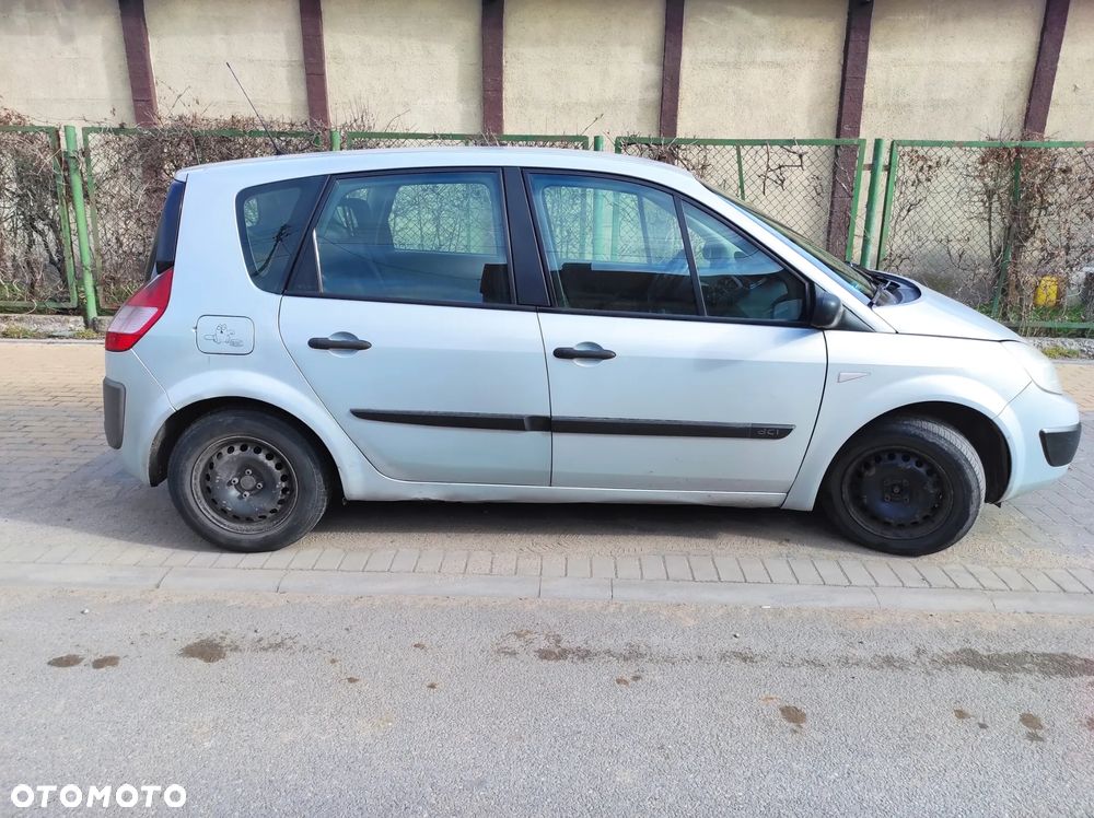 Renault Scenic 1.5 dCi Authentique - 1