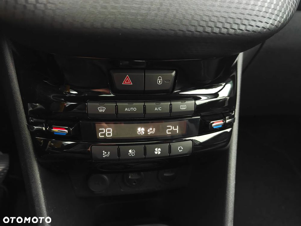 Peugeot 2008 e-HDi FAP 115 STOP & START Allure - 32
